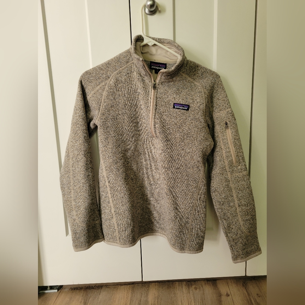 Oatmeal Paragonia Quarterzip